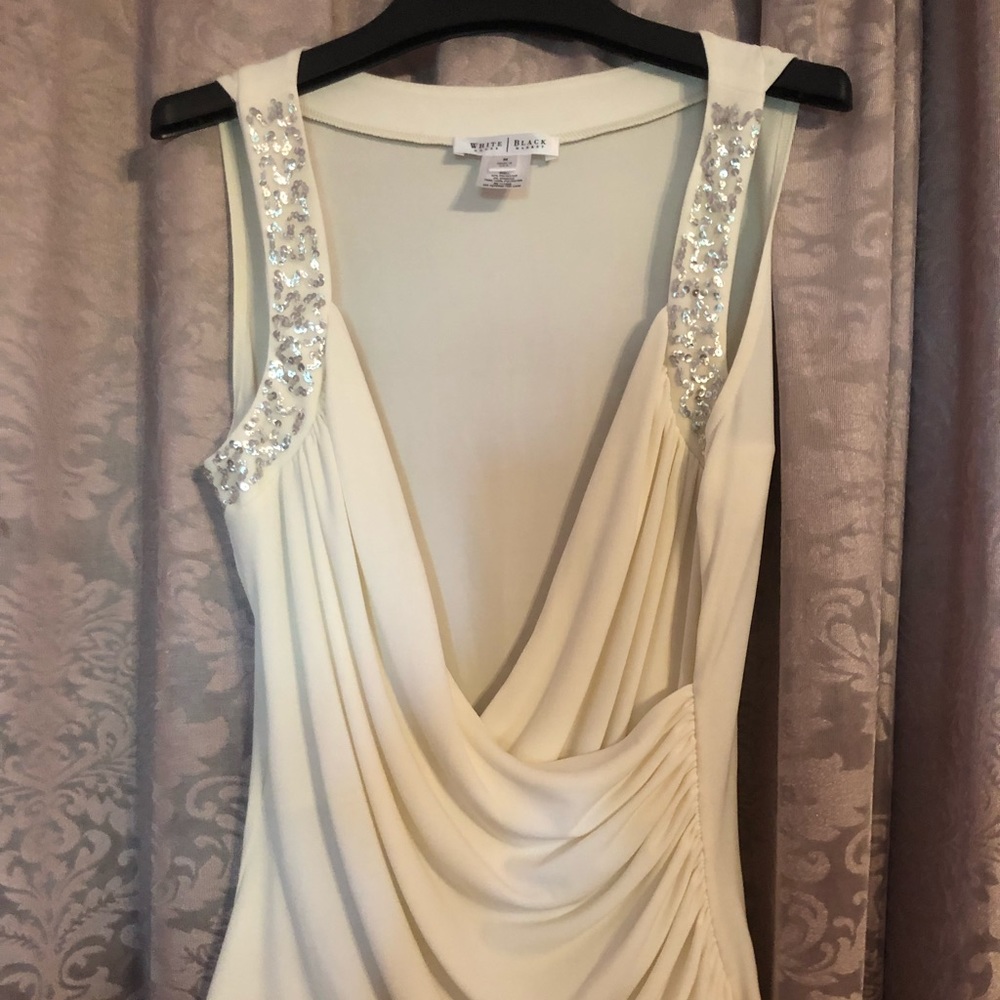 White, scoop neck, dressy camisole w sequins- sz M